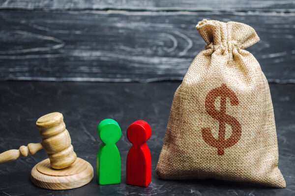 Divorce lawyer fees Europe2