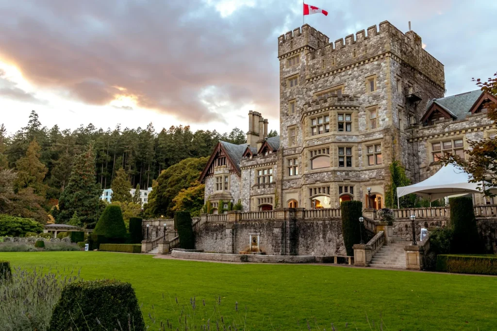Canada Travel Guide: Best Places to Visit and Essential Tips 2025 2 canada travel